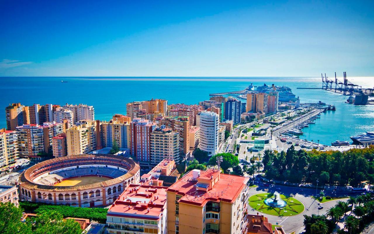 Ideal Holiday Apartment One Bedroom City Center Malaga Exterior photo
