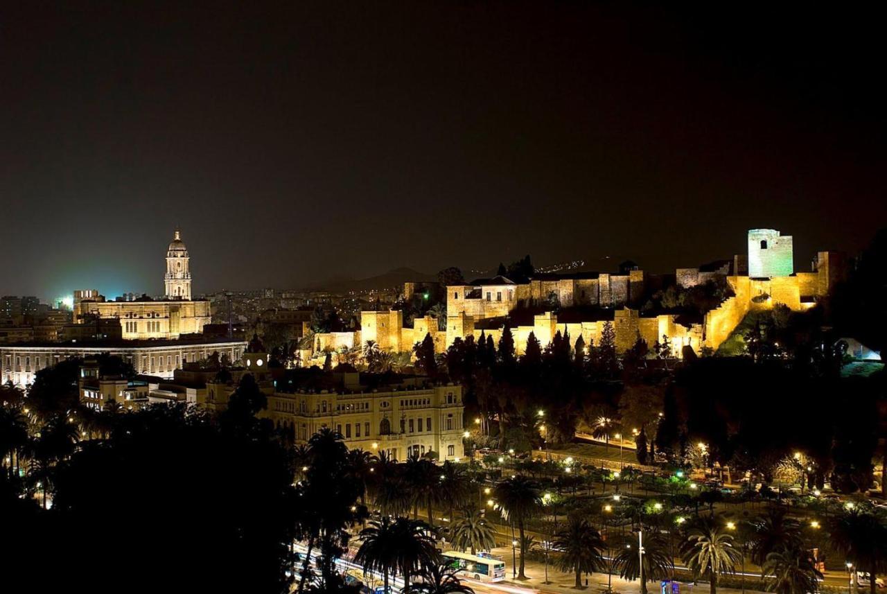 Ideal Holiday Apartment One Bedroom City Center Malaga Exterior photo